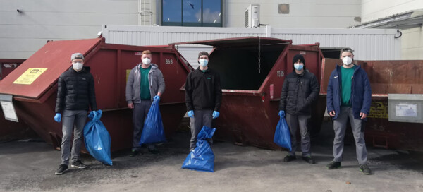 Our apprentices collected rubbish and litter in front of all three plants in Waldkraiburg as part of the "Rama Dama" initiative.