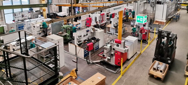 The apprentice facility at NETZSCH is equipped with modern tools and high-quality machinery.